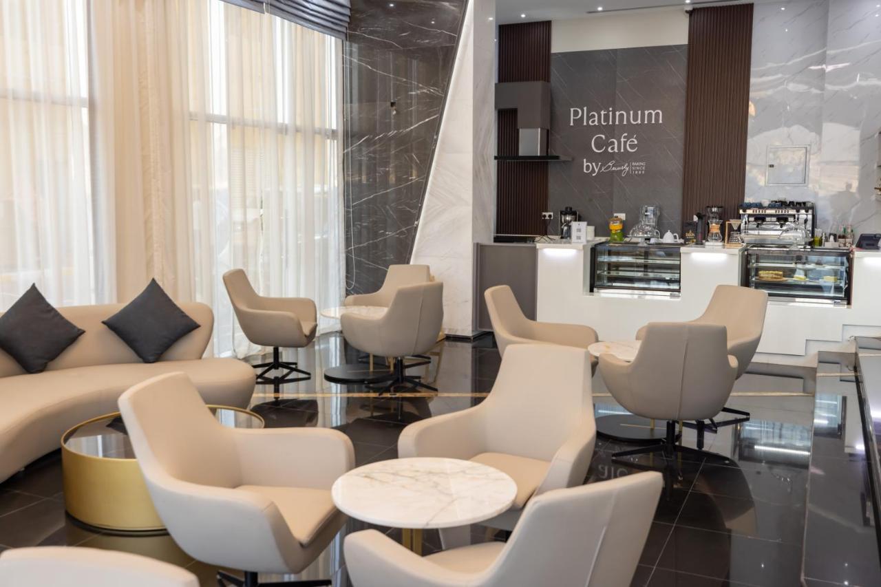 Platinum Coast Hotel Apartments Fujairah Ngoại thất bức ảnh Platinum Cafe