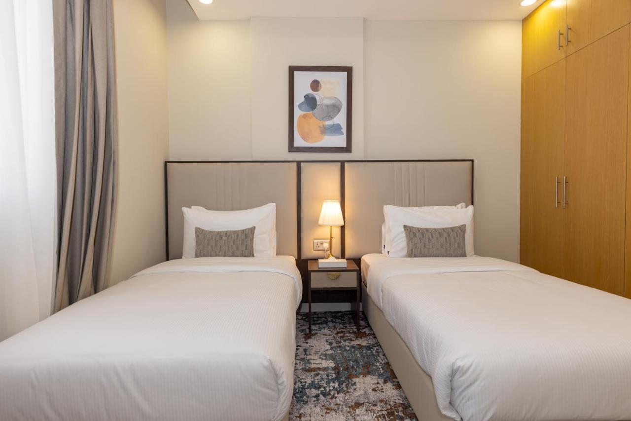 Platinum Coast Hotel Apartments Fujairah Ngoại thất bức ảnh